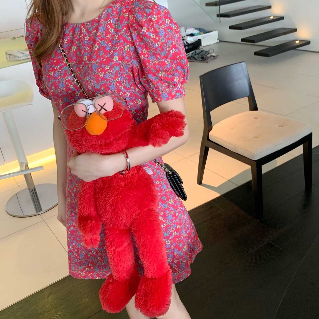 เดรสลายดอกลบมีโบว์ผูกด้านหลัง