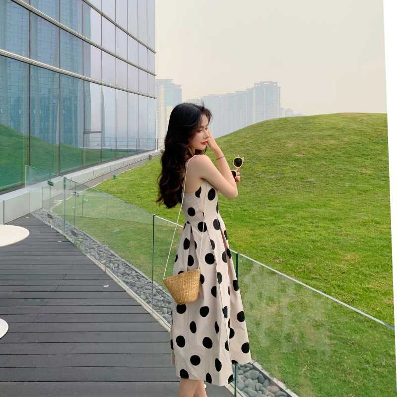 เดรสลายจุดงานสวยค่ะ