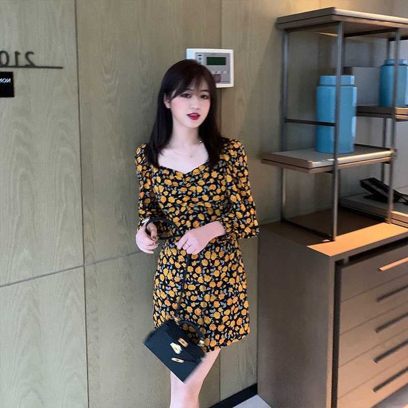 มินิเดรสลายดอกไม้แขนตุ๊กตาลบเอาไปใส่น่ารักๆๆค่ะ