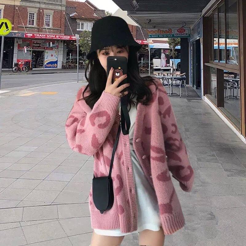 เสื้อไหมพรมลบลายเสือ