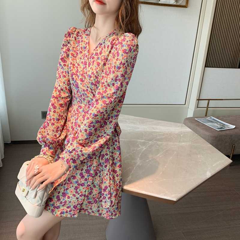 เดรสลายดอกกระโปรง